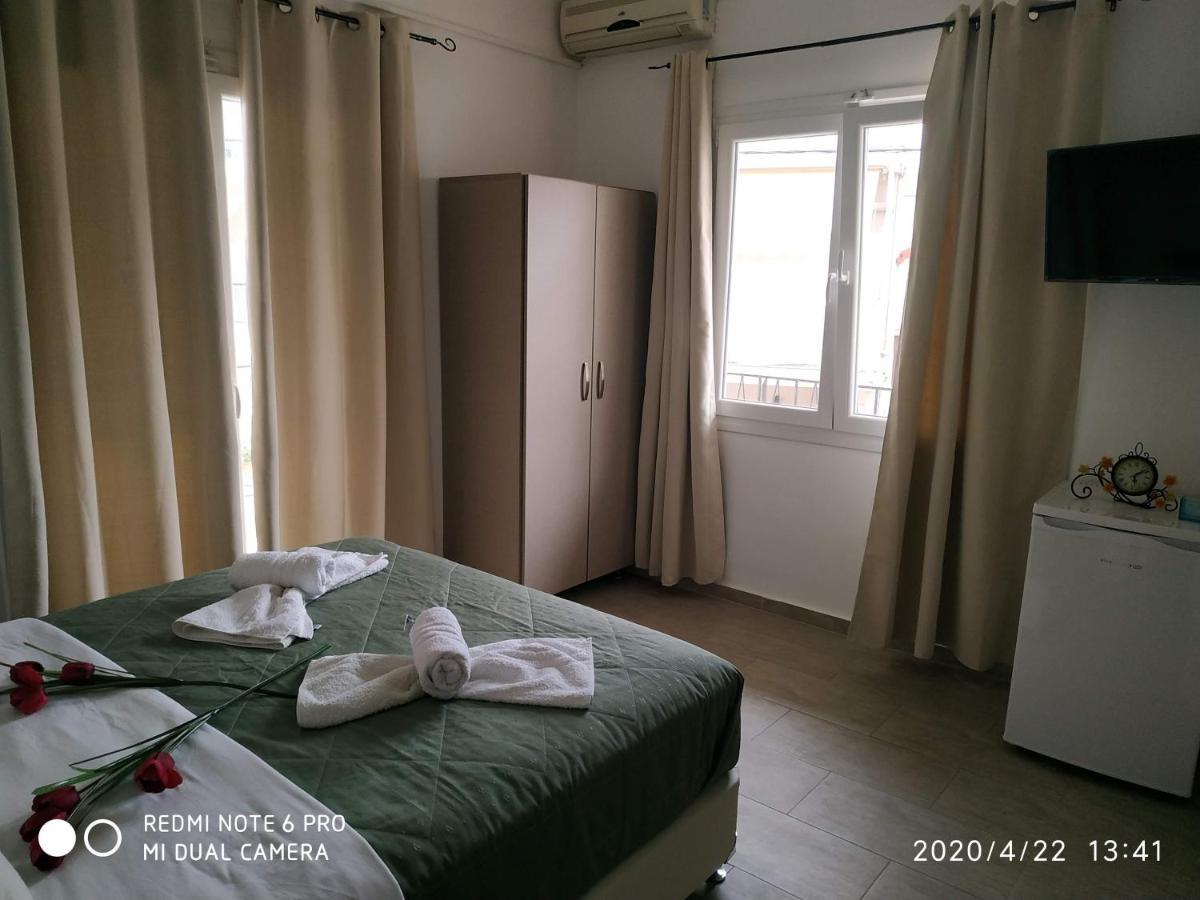 Central Hotel ปาร์กา ภายนอก รูปภาพ