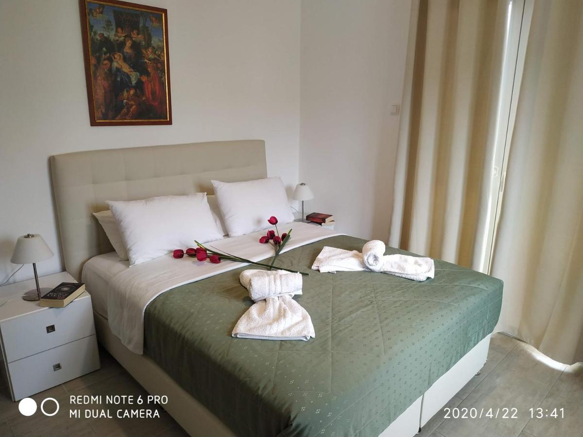 Central Hotel ปาร์กา ภายนอก รูปภาพ