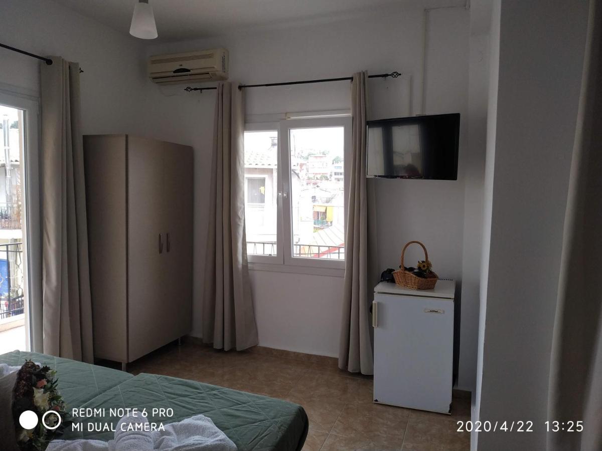 Central Hotel ปาร์กา ภายนอก รูปภาพ